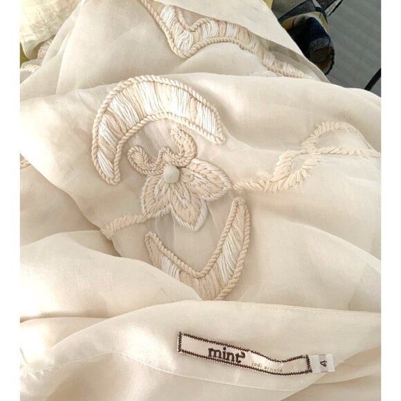 MINT by Jody Arnold ( Anthropology) small white  maxi semi sheer with full linin - Picture 10 of 11